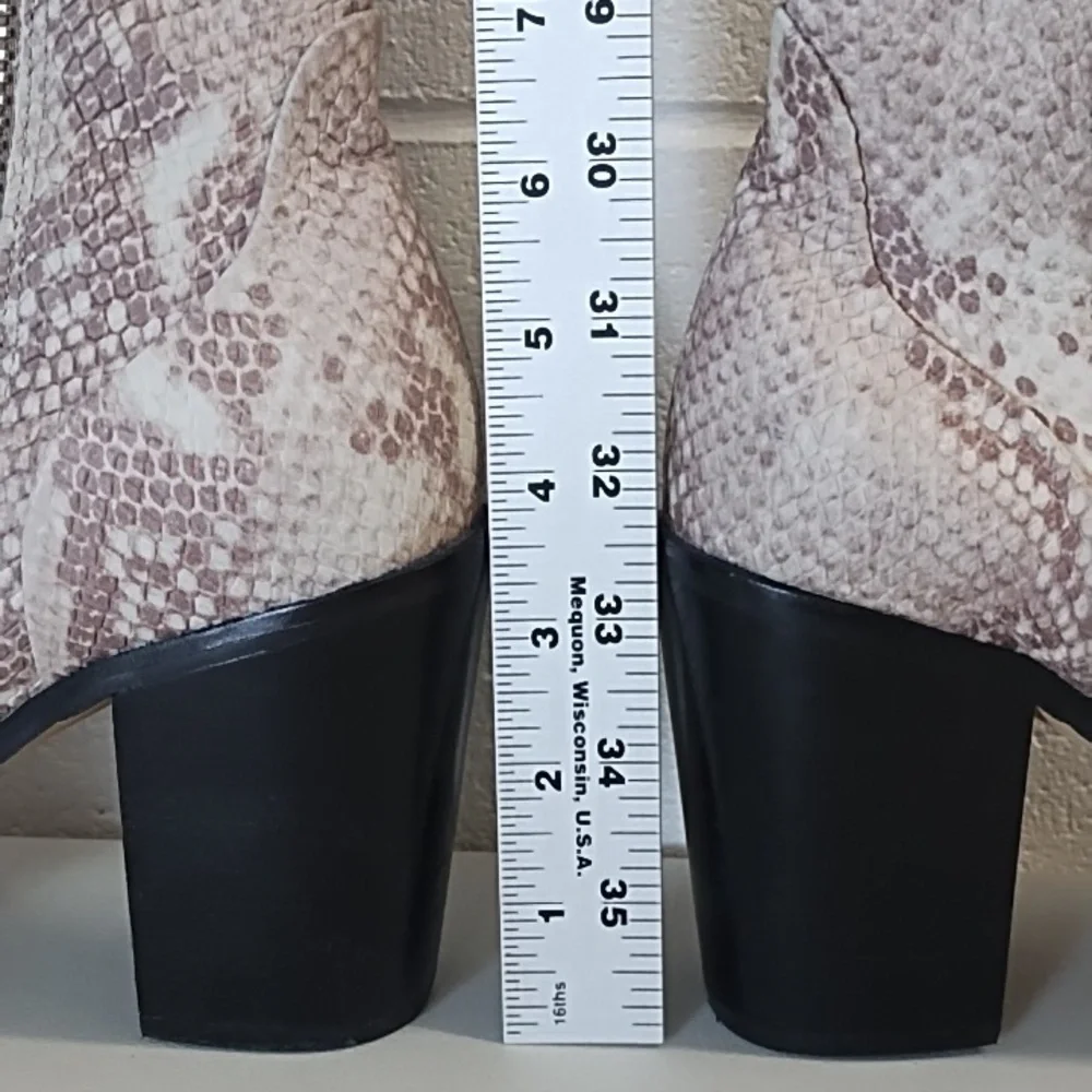 Dolce Vita Snake Embossed Genuine Leather Silver Inner Zipper Samie Boot 8.5